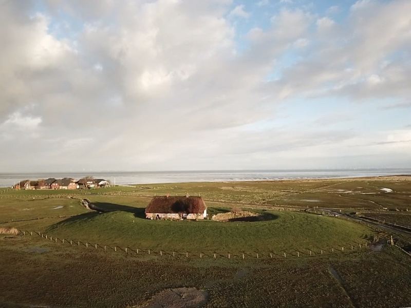 Luftaufnahme Hunneswarf · Hallig Langeness